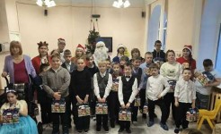 "На полянке Зайки танцевали"