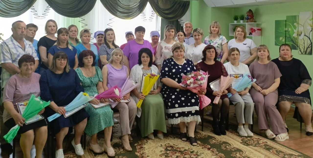С Днем социального работника!