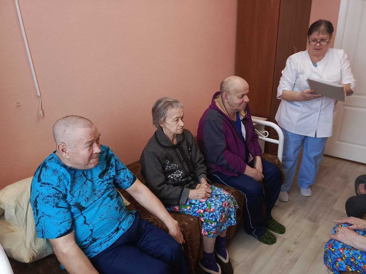 Виртуальная прогулка в зимний лес 