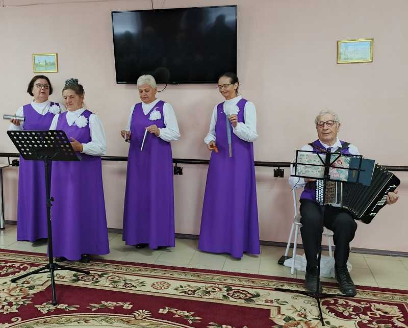 С Днем пожилого человека!!!