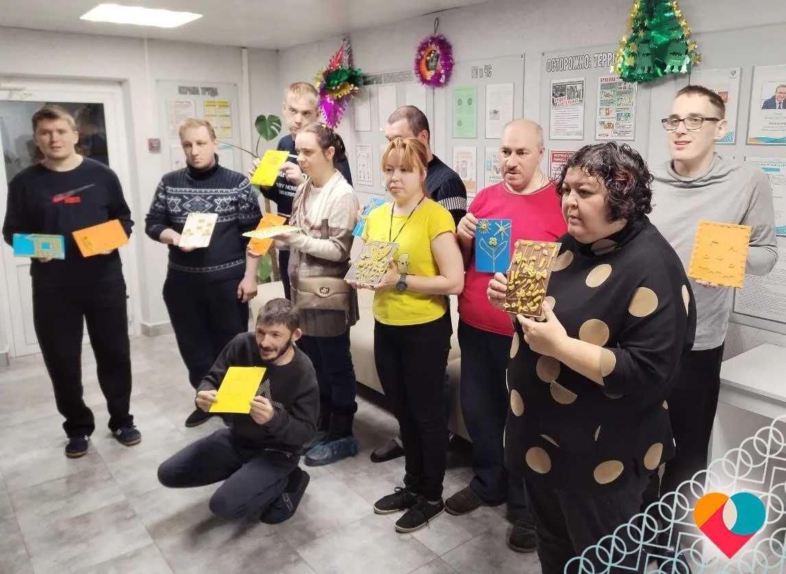 МАКАРОННАЯ МОЗАИКА: КАК МОЛОДЫЕ ИНВАЛИДЫ ВОПЛОЩАЮТ МЕЧТЫ ЧЕРЕЗ ТВОРЧЕСТВО