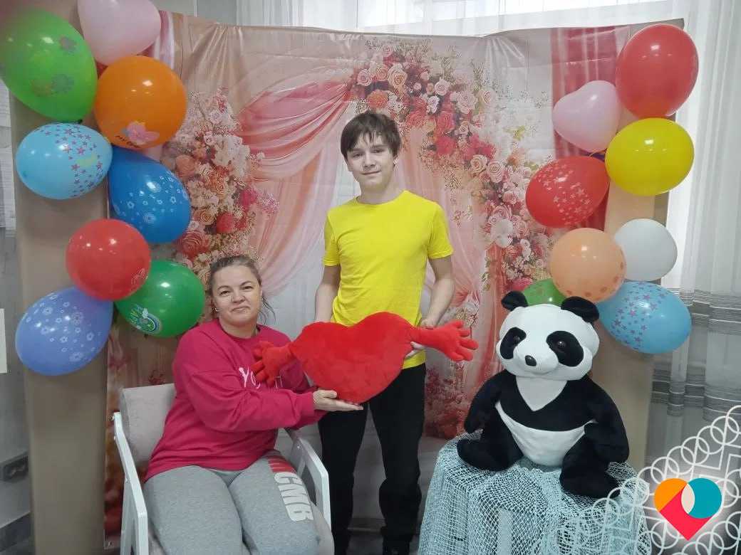 ПРАЗДНИК ДЛЯ МАМ ПРОШЕЛ В СЕМЕЙНОМ МФЦ ГОРОДЦА