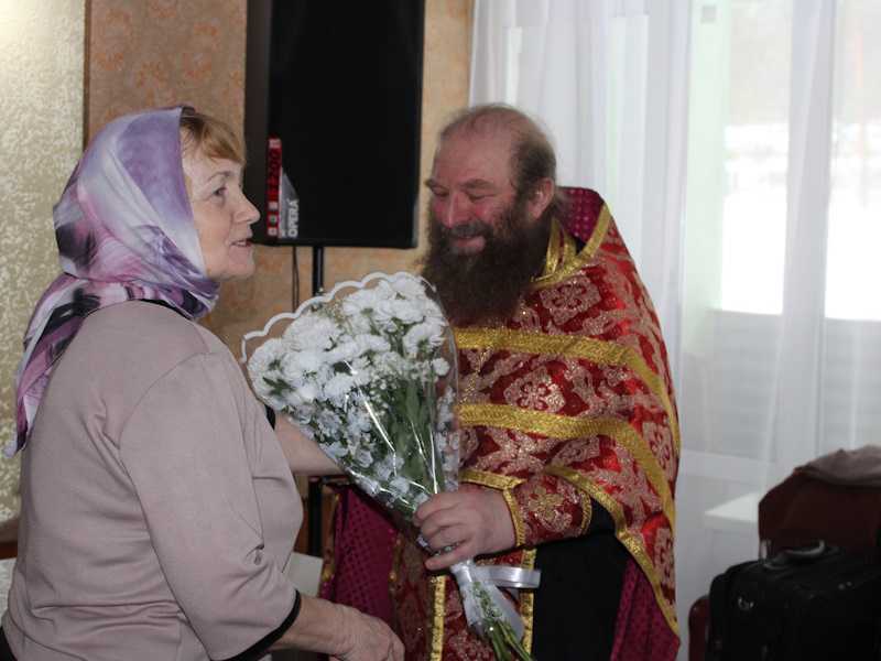 Молебен перед иконой Святого Николая