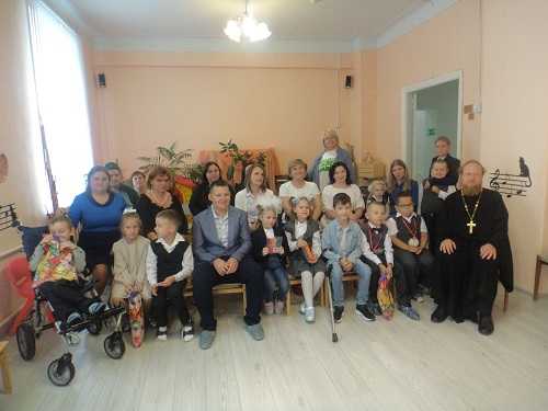 Скоро в школу