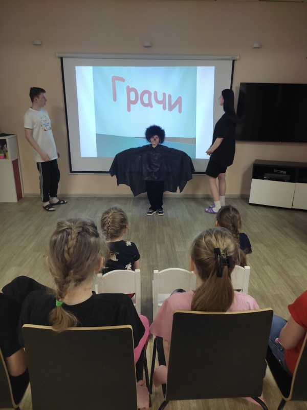 Грачи к нам в марте прилетели
