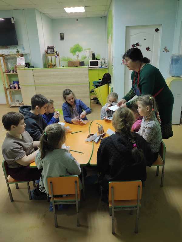 Весенние кораблики