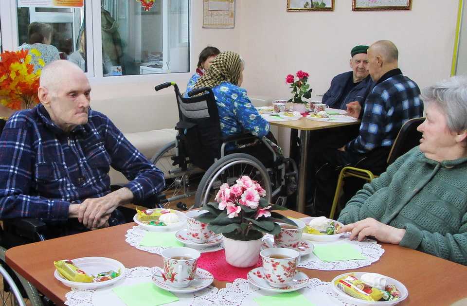 Песенное чаепитие «И чайку попьем, и песни споем!».