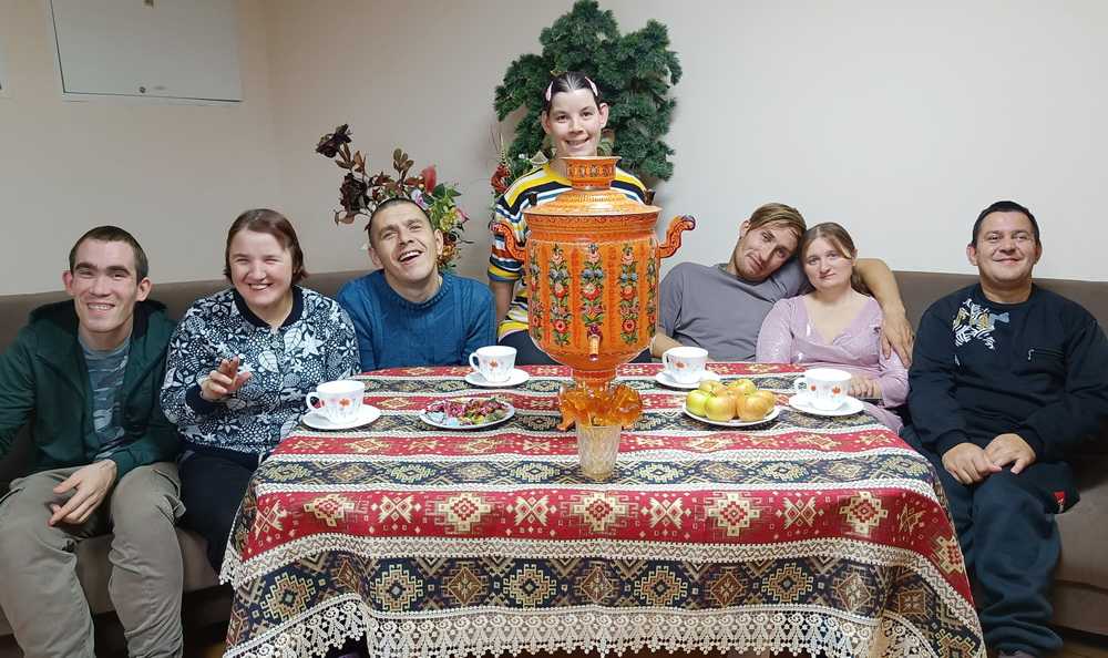 Познавательный час «Посидим за самоваром». 
