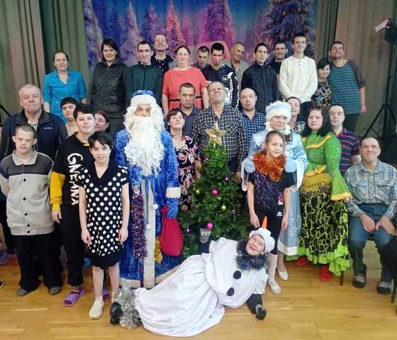 Музыкально-игровая программа «Волшебство под Рождество»