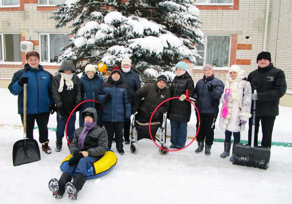 Игры на свежем воздухе «Снежные баталии».