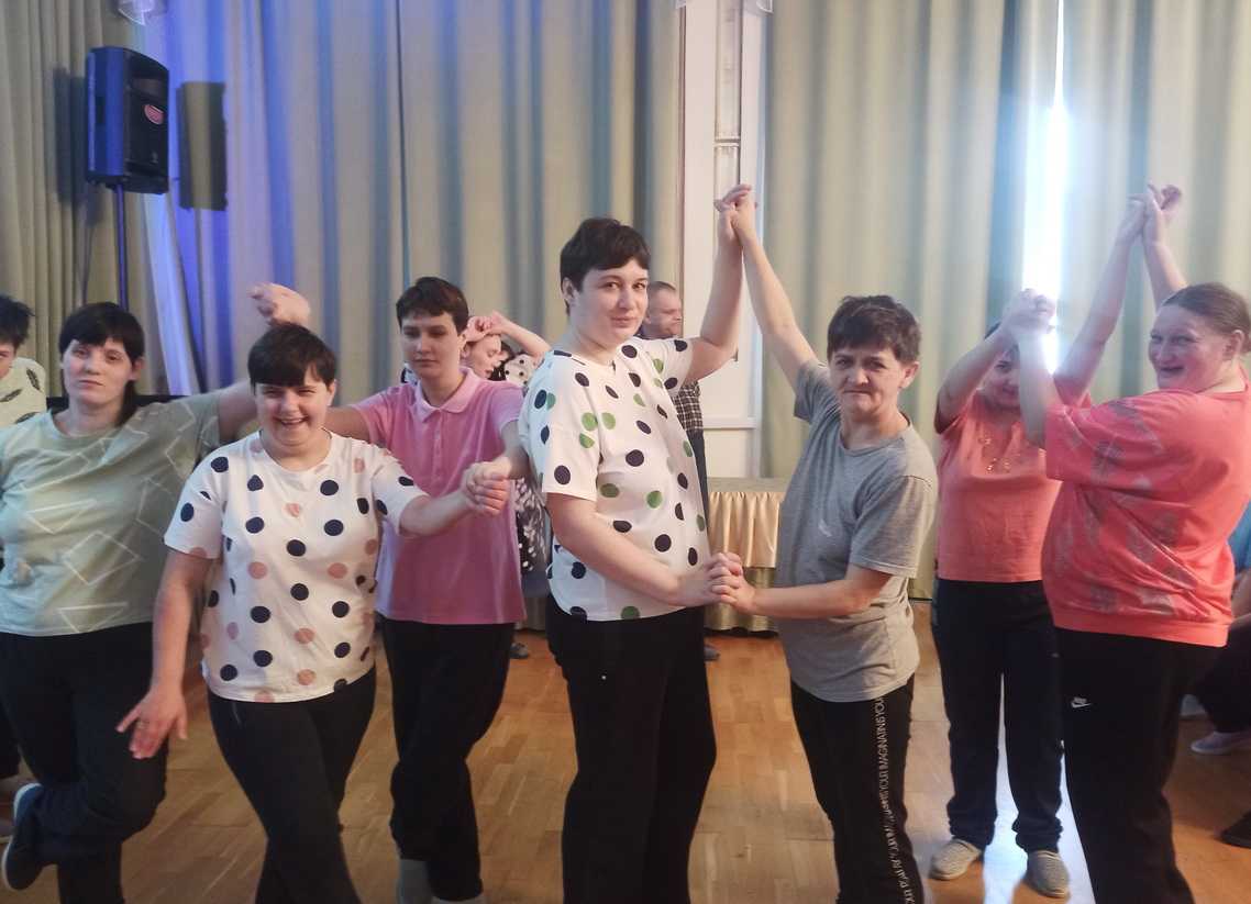 «Танцевальный час»
