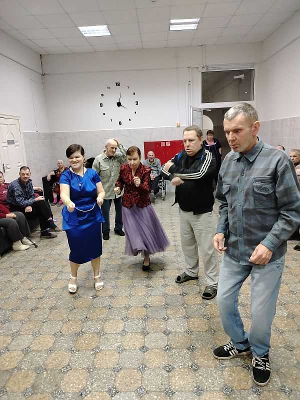 «Предновогодняя дискотека»