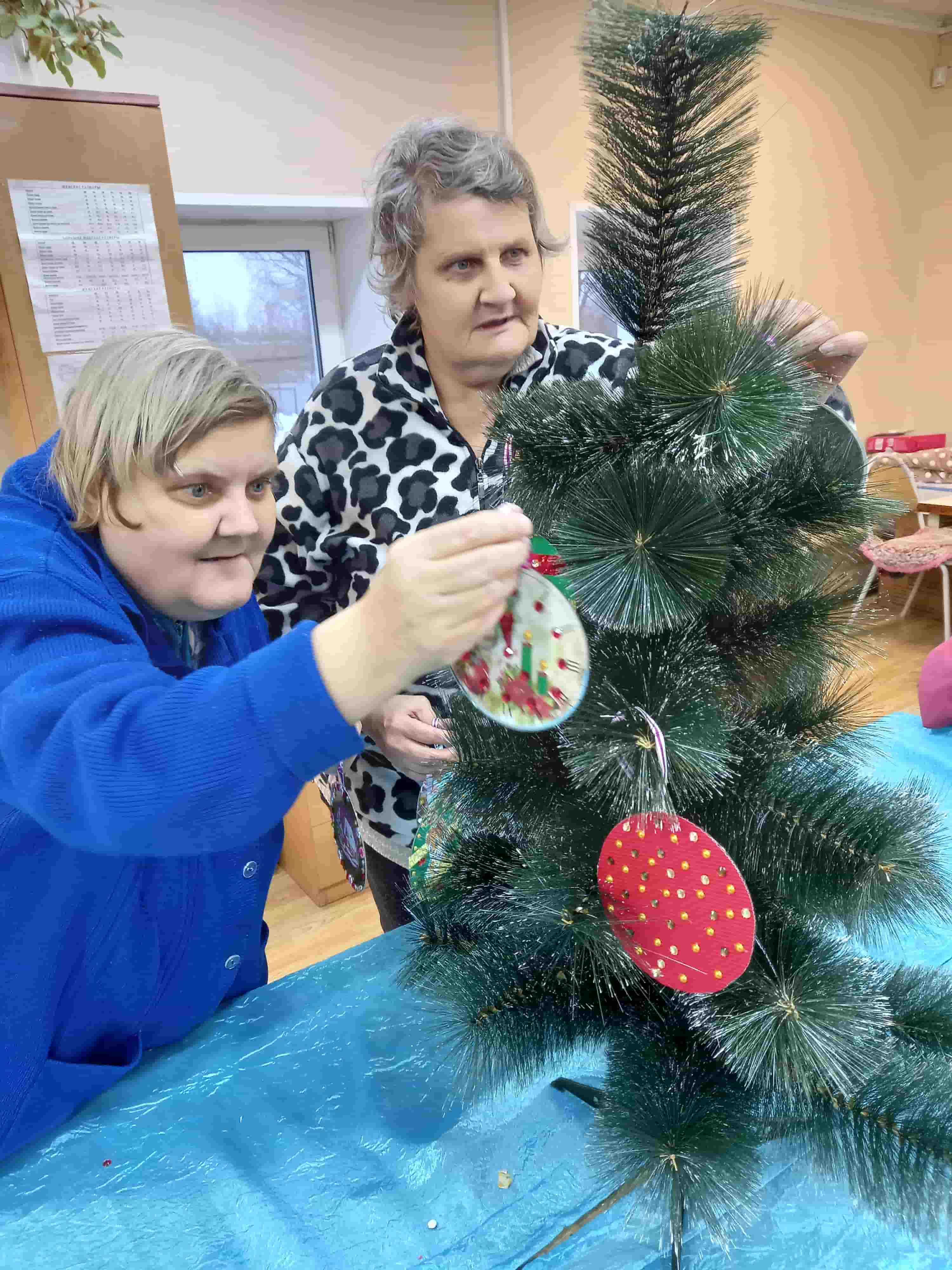 «НОВЫЙ ГОД К НАМ МЧИТСЯ!»