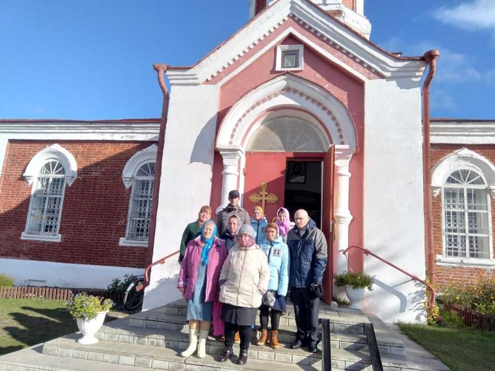 Покров Пресвятой Богородицы.