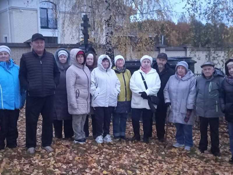 Прогулка по Набережной до склепа Серяковых ⁣