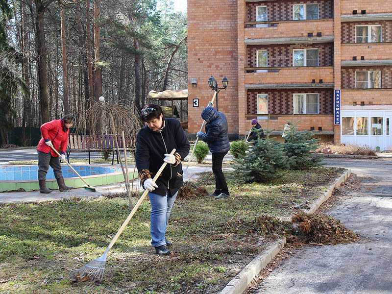 Традиционный весенний субботник