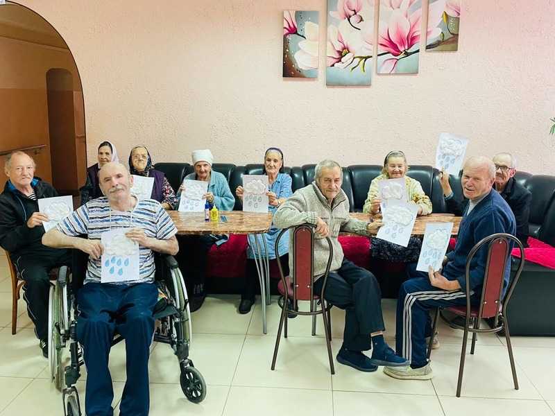 Аппликация с элементами рисования 
