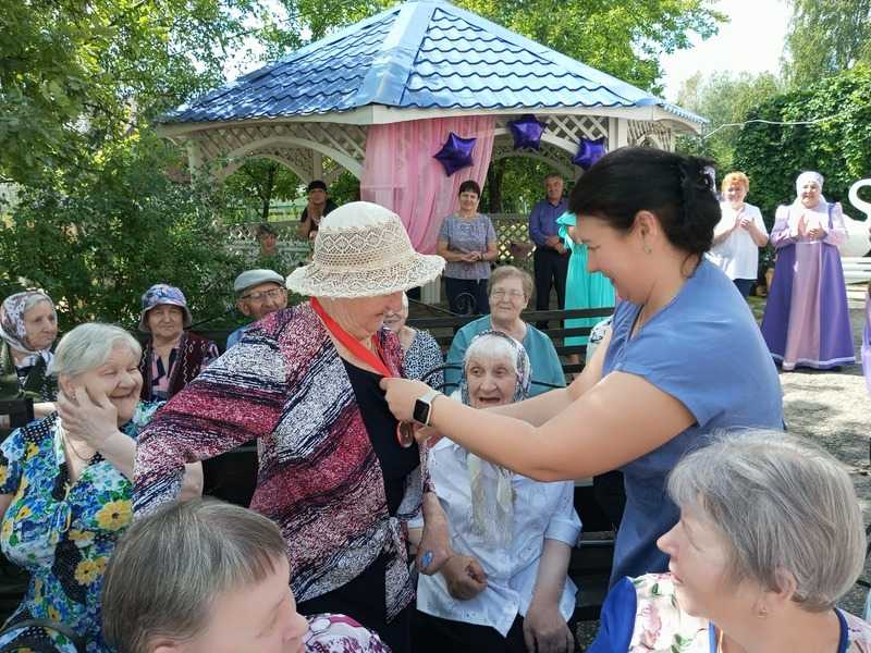 Награждение проживающих