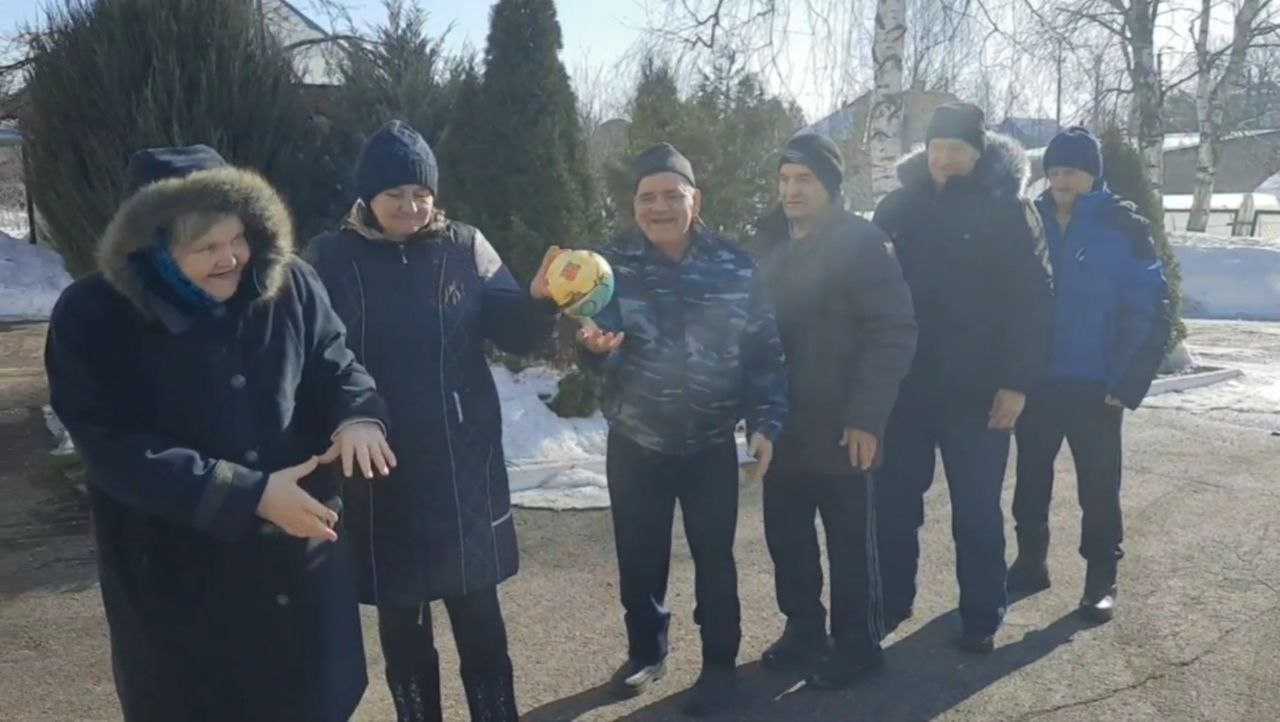 Утренняя зарядка на улице