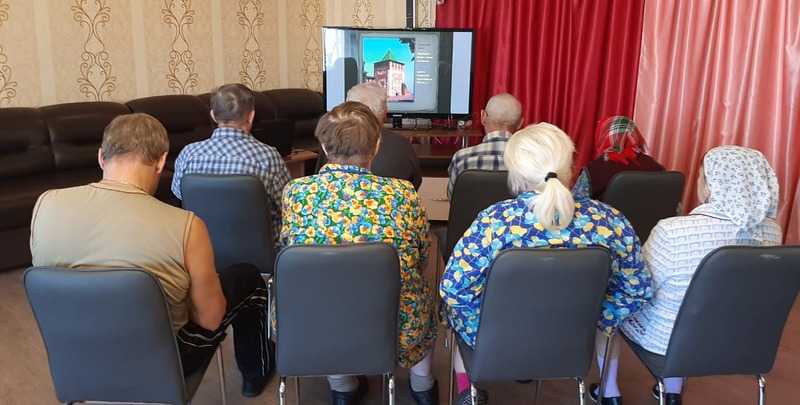 Занятие с получателями социальных услуг по ознакомлению с окружающим миром, беседа на тему: 