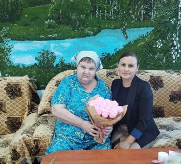 «Красота своими руками: розы из атласных лент»