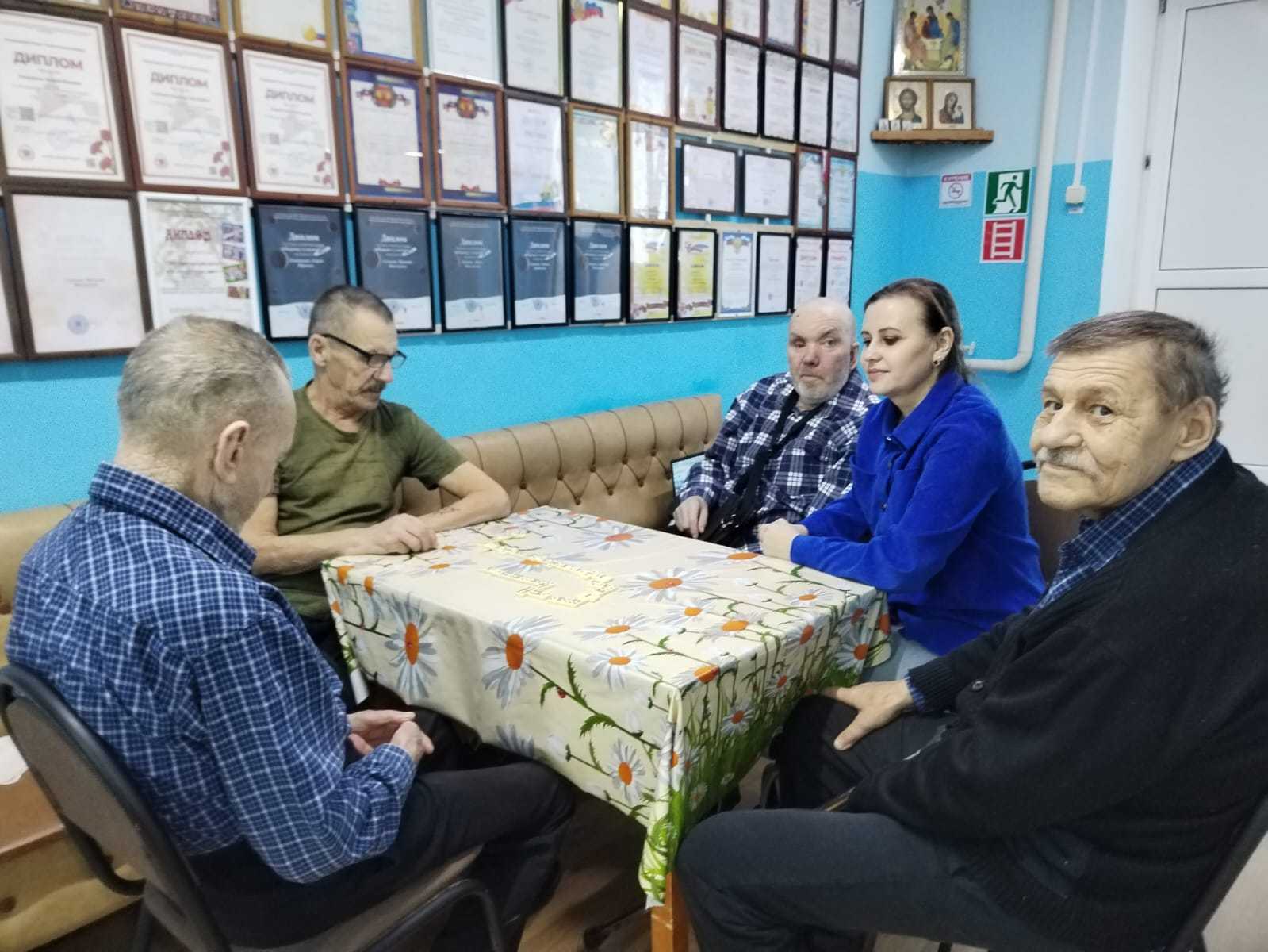 Домино – игра, объединяющая сердца.