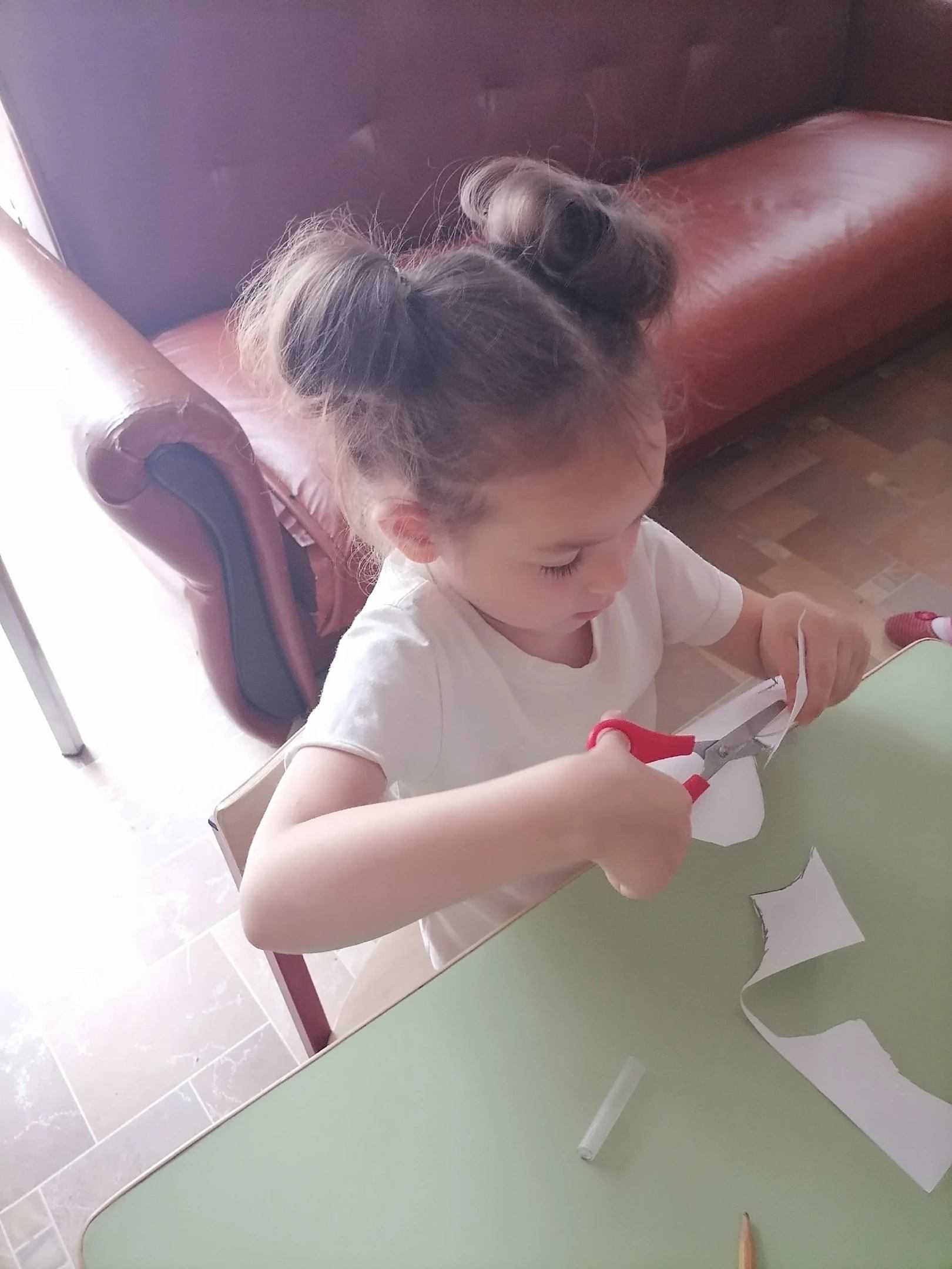 Мы сегодня мастерили и играли