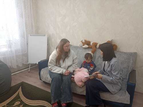 Первое, что нужно ребенку: надёжный взрослый!