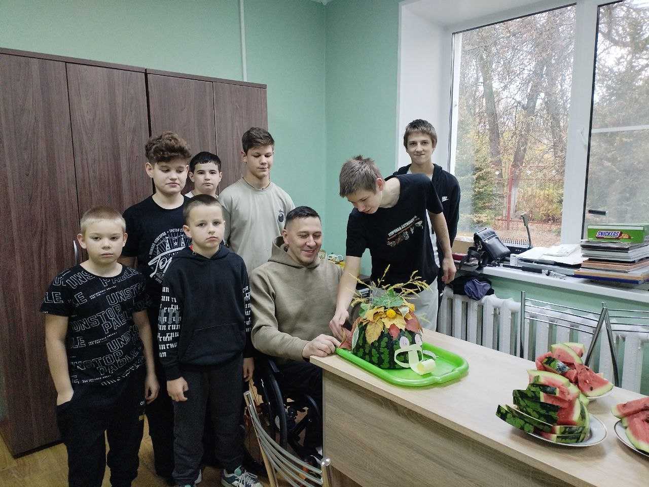 А у нас гости!