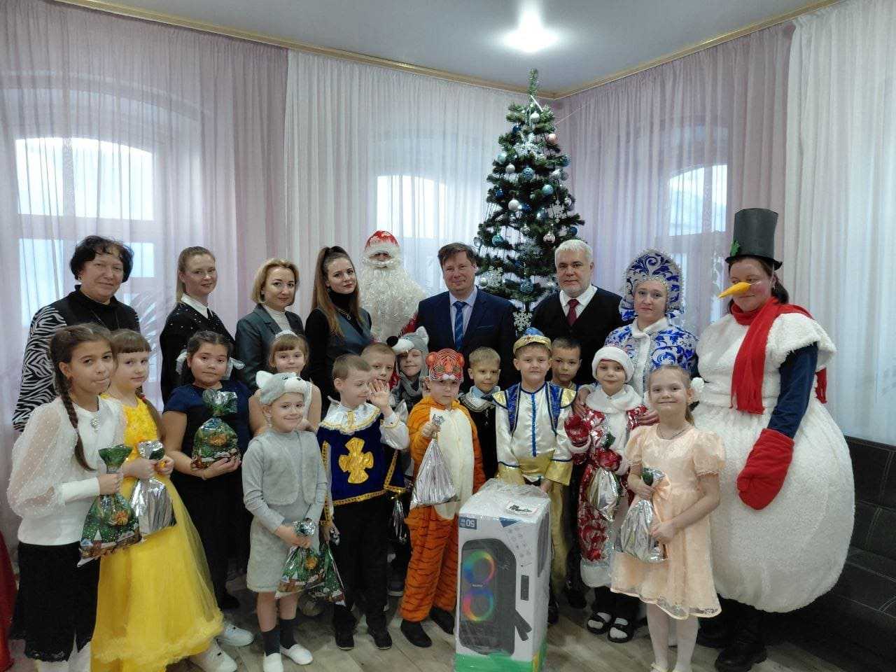 Новогодний утренник