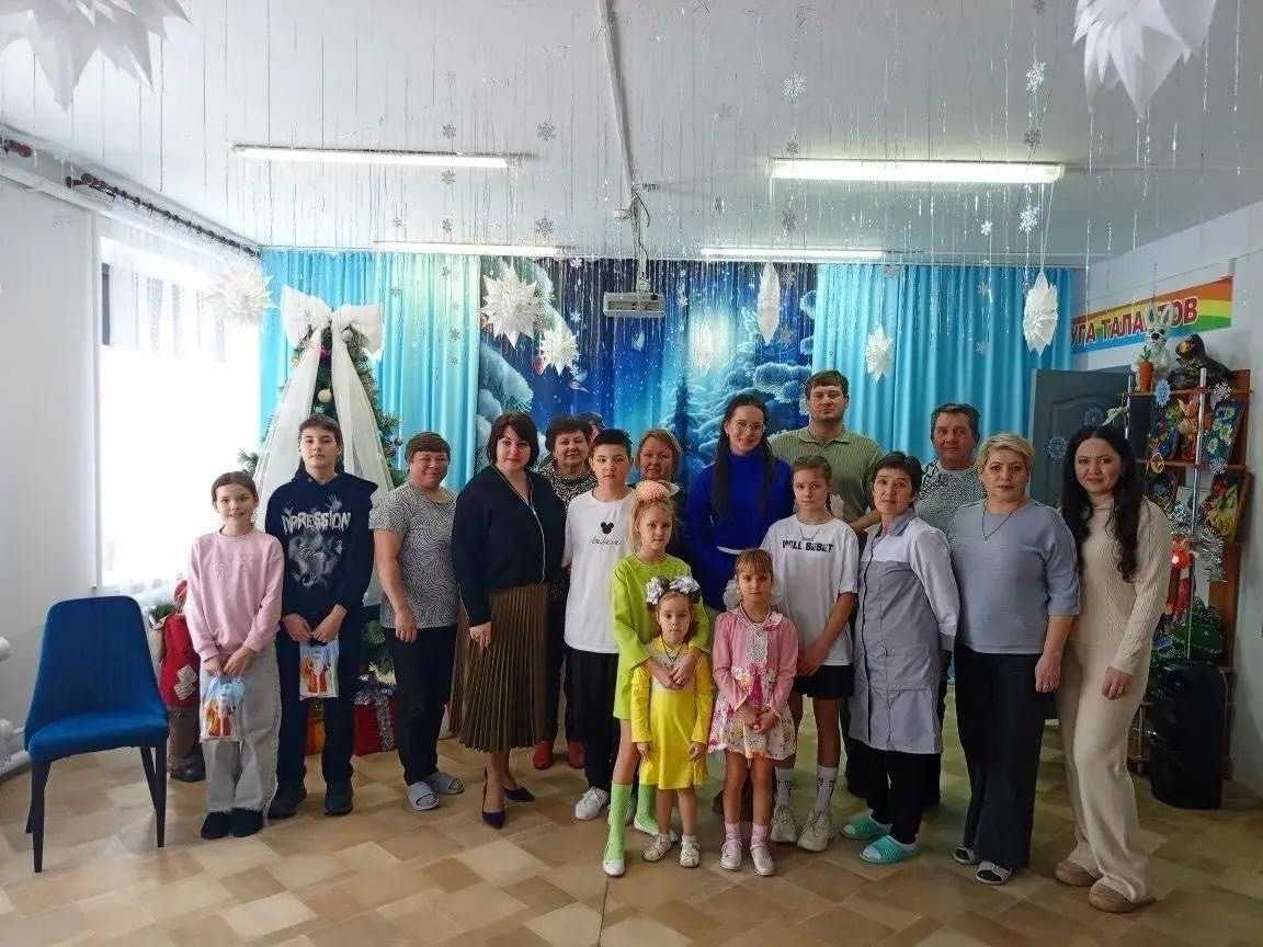 Поздравления воспитанников от благотворителей