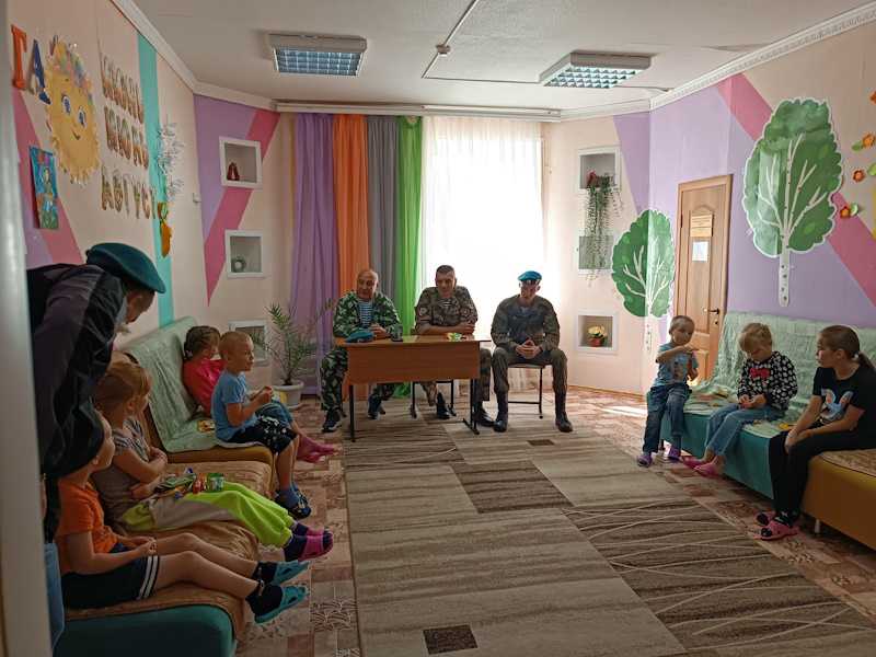 ДЕНЬ ВОЗДУШНО-ДЕСАНТНЫХ ВОЙСК