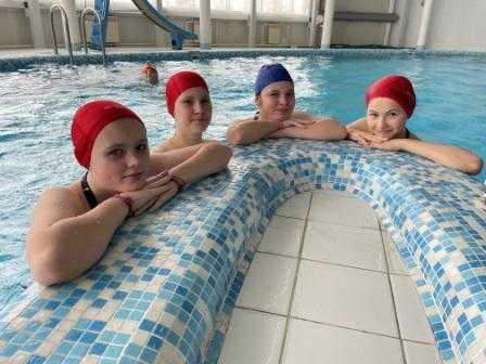 Поездка в бассейн в ФОК 