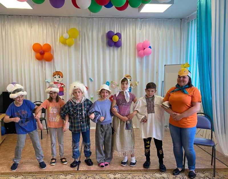                                 Лагерь, прощай!