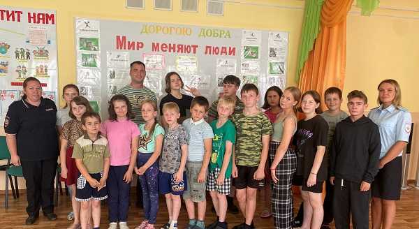 Всероссийская акция «Зарядка со стражем порядка»
