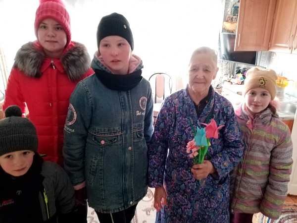 Подарки жителям села