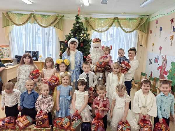Новогодний праздник