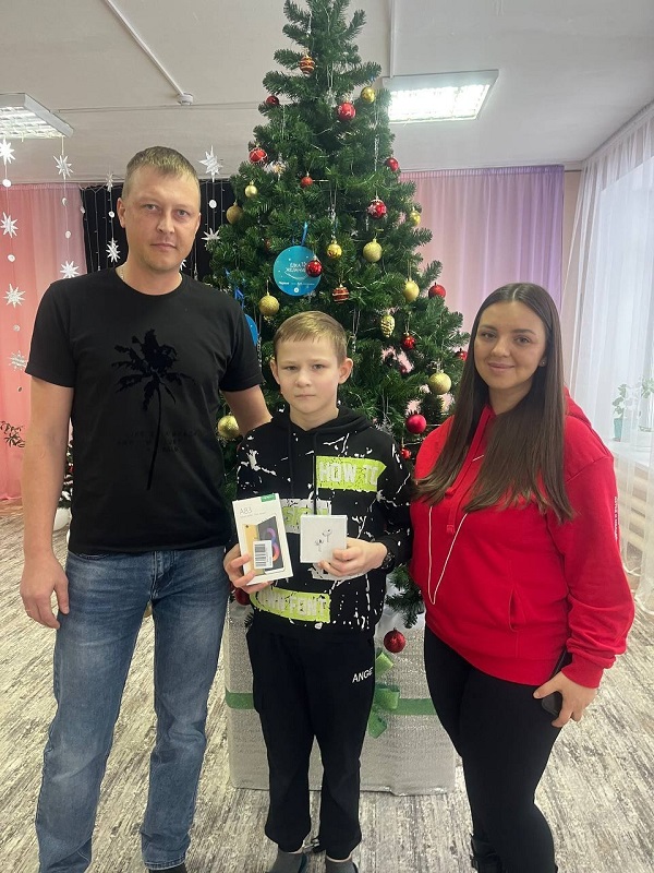 Ёлка желаний исполняет мечты