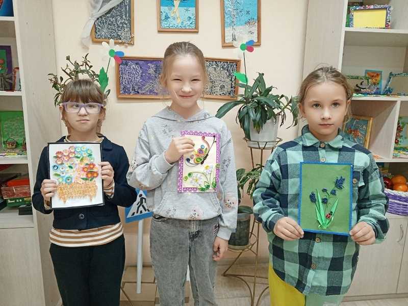 В отделении дневного пребывания идёт работа по развитию творческих способностей детей. Формирование творческой личности - одна из важных задач педагогической теории и практики