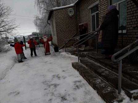 С наступающим Новым годом!