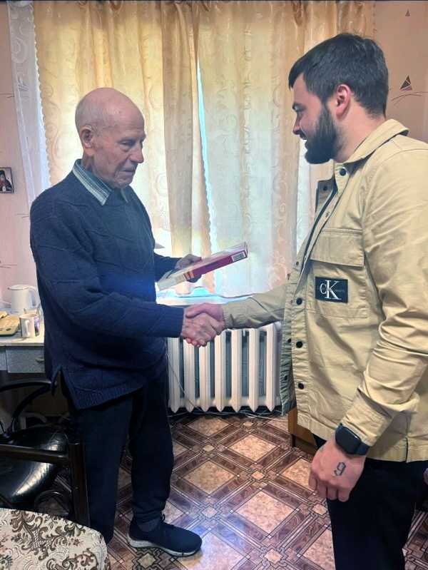 Поздравляем Давыдова Владимира Алексеевича с 80-летием отечественной атомной отрасли! Желаем крепкого здоровья, бодрости духа, новых свершений и благополучия!