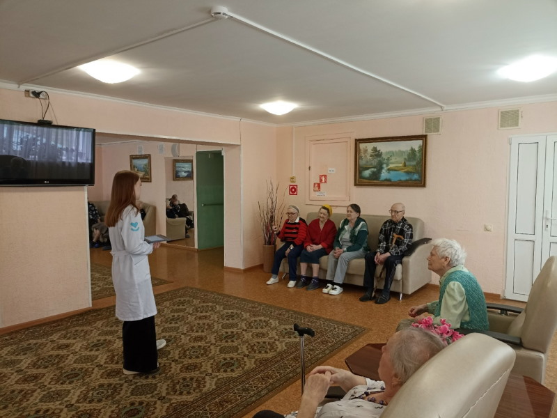 В нашем доме -интернате ветераны всегда внимательно относятся к своему здоровью и знают, что заболевание лучше предупредить,чем лечить.