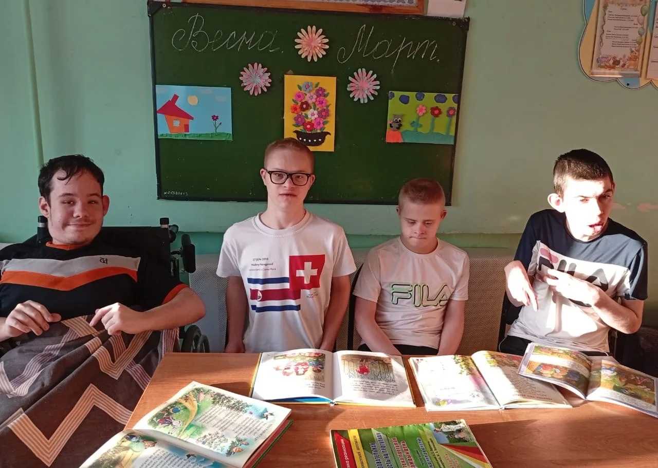 «Весна стучится к нам в окно…»