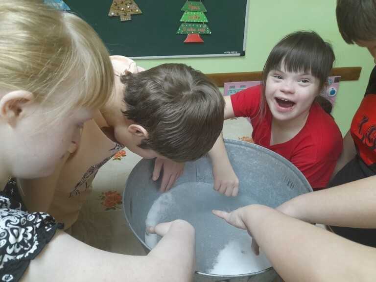 ОСТОРОЖНО, ТОНКИЙ ЛЁД!