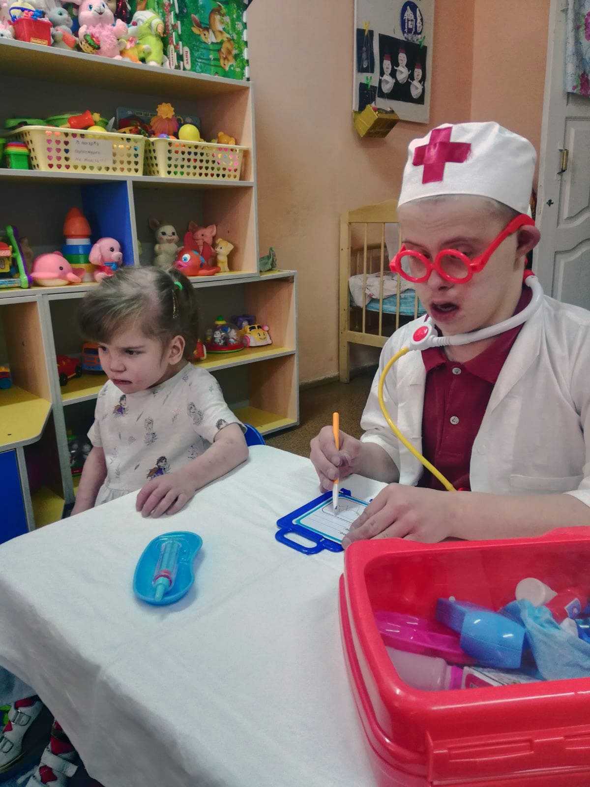 ДОБРЫЙ ДОКТОР АЙБОЛИТ